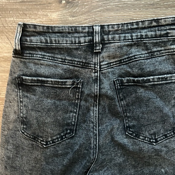 Women's Black Acid Wash Jeans Abound - Picture 6 of 7